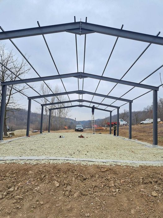 Vand hala metalica completa sau doar structura metalica