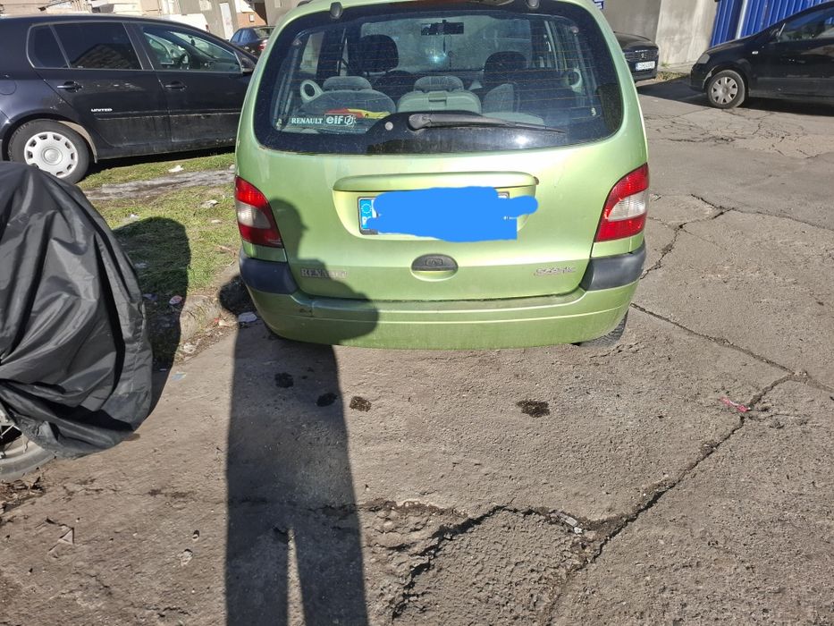 Vând Renault megane scenic 1