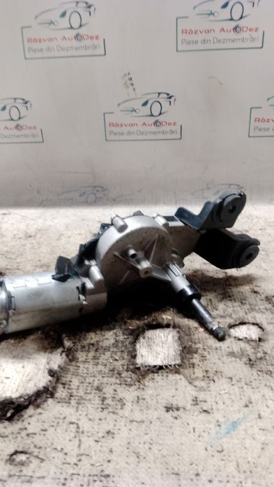 motoras stergator hayon  kia ceed 2014