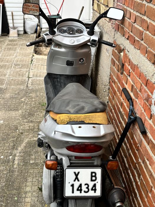 Aprilia leonardo 150