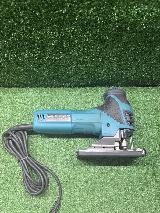 Зеге с регулаж на оборотите Makita 4351FCT
