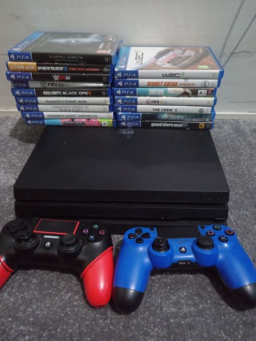 PlayStation 4 PRO  1 TB