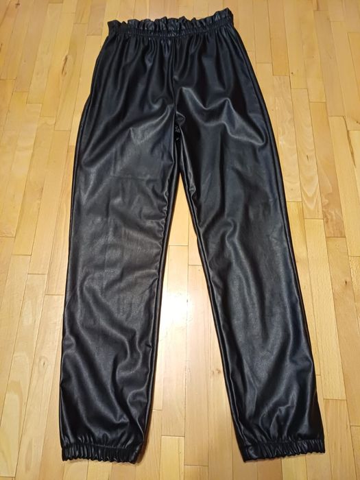 Новые брюки из экокожи