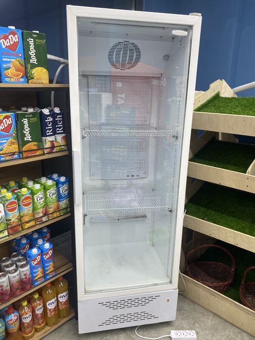 Витринный холодильник Биркса