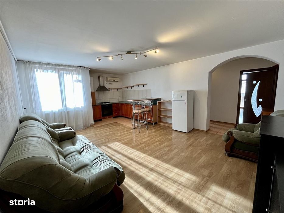 Apartament 3 camere - 65 mp - Balcon - Parcare - Zona Piata Cluj
