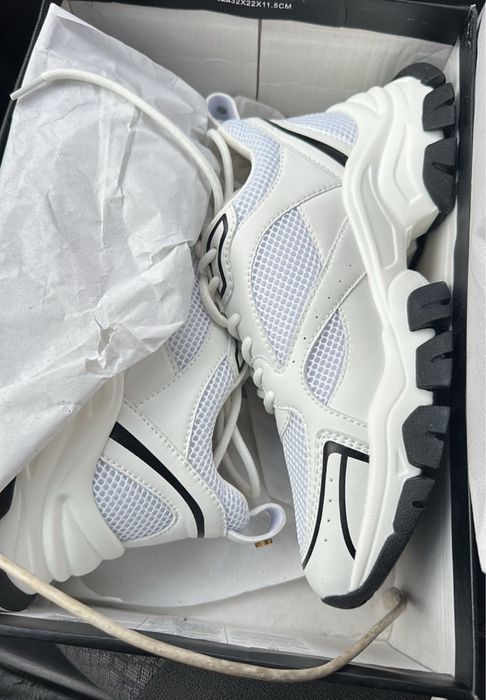 Чисто нови  Обувки Twinset