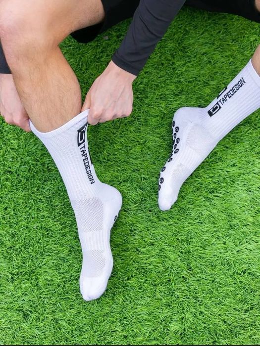 Футболные нескользящие носки