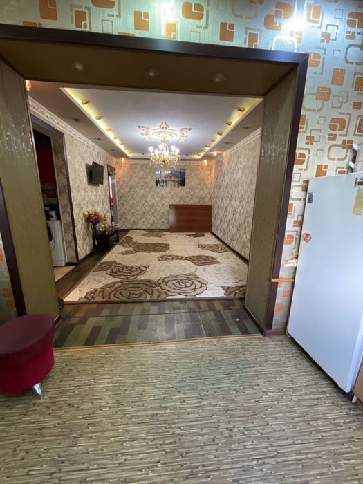 Продаеться квартира в городе Ахангаран