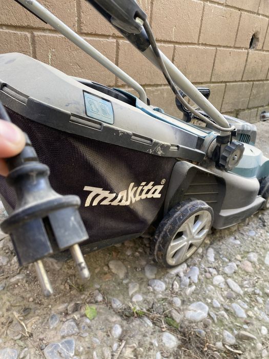 Газонокосилка Makita