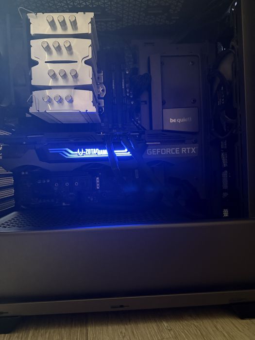 Геймърски компютър/ I9 11900K/32GB/RTX 3090 24GB/1TB SSD+1TB HDD