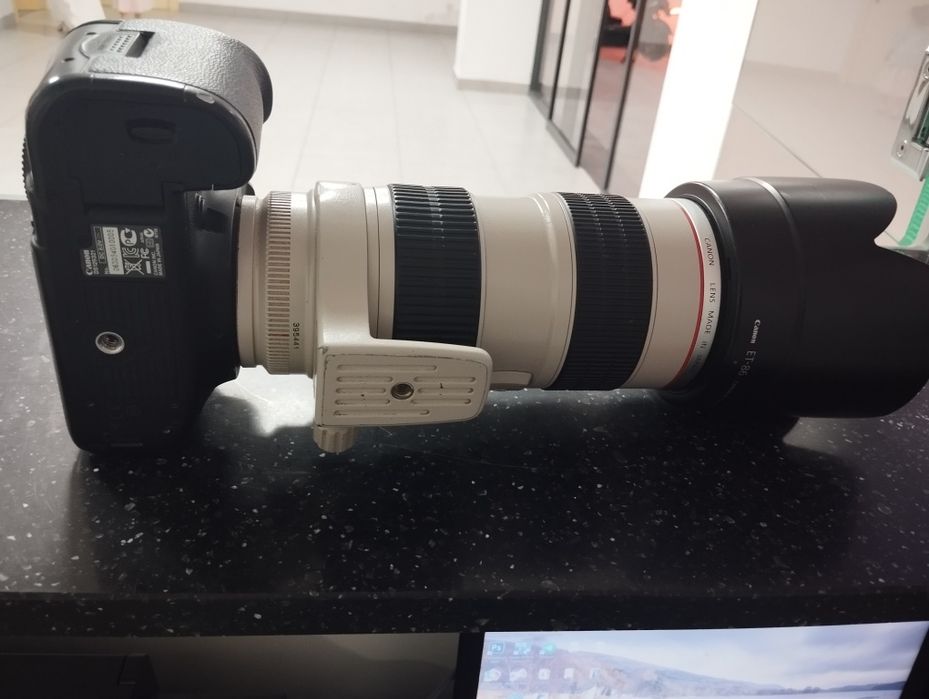 Fataparat Conon mark 3 70/200 obyektiv kamplekt sotiladi