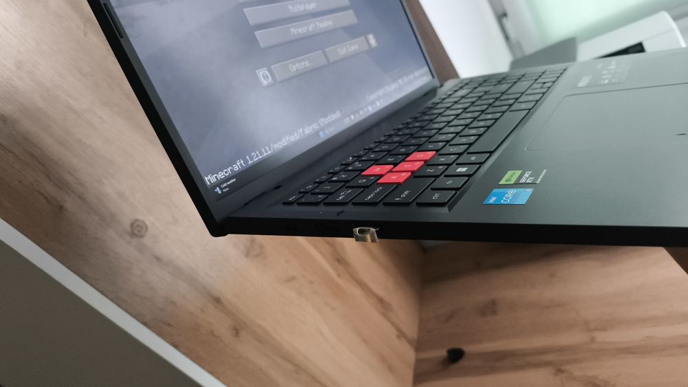 Acer Nitro lite 16