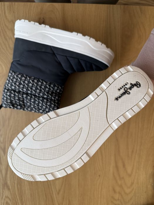 Дамски апрески Pepe Jeans