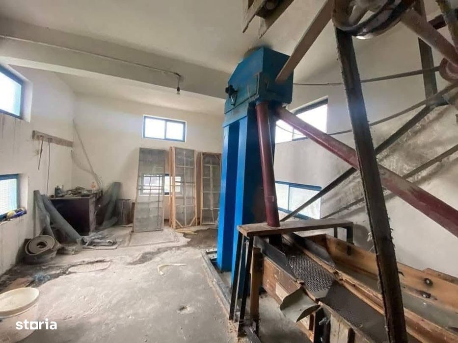 De vanzare moara in comuna Sabaoani, teren 400mp, deschidere 15ml