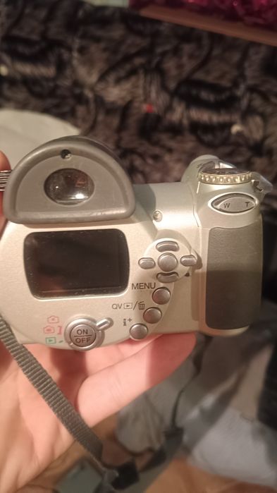 Продам Цифровой Фотоаппарат