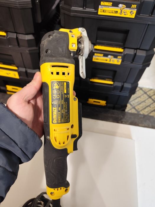 Коледна цена мултитул осцилатор Девалт DeWALT DWE315