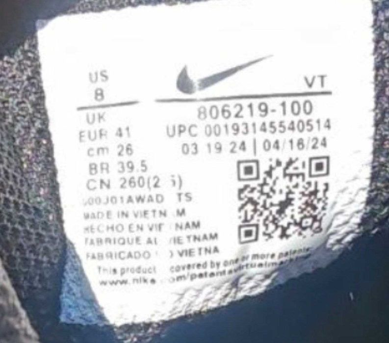 Оригинальные беговые кроссовки Nike Air Zoom Vomero 8