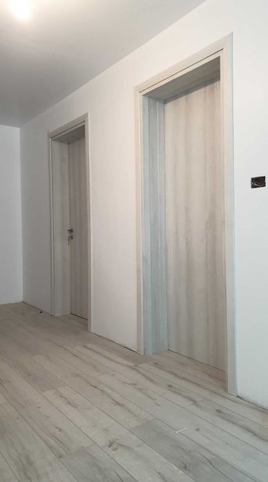 Montaj usi interior-exterior