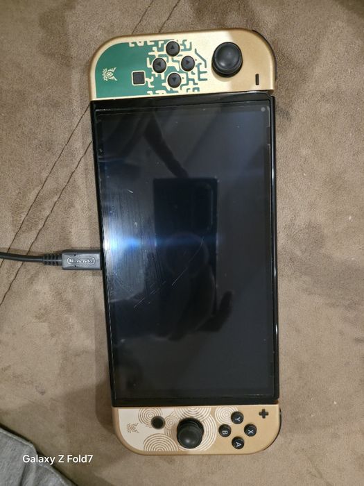 Nintendo Switch OLED - Zelda edition