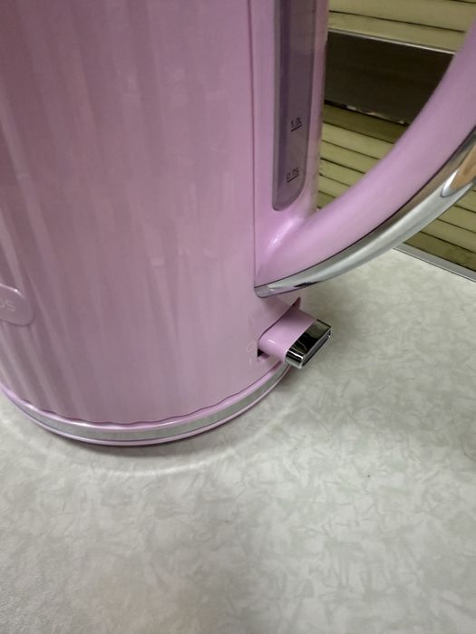 Електрическа Кана Russell Hobbs Eden 27362-70