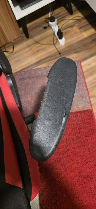 Scaun gaming (Red Spider?)