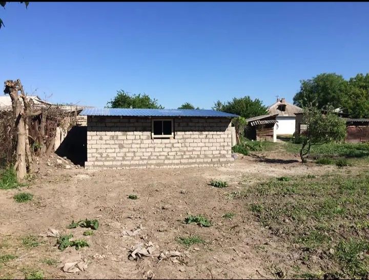 Uchastka sotiladi Toshoul .  Продаёт участок 6.5 соток .. Документы го