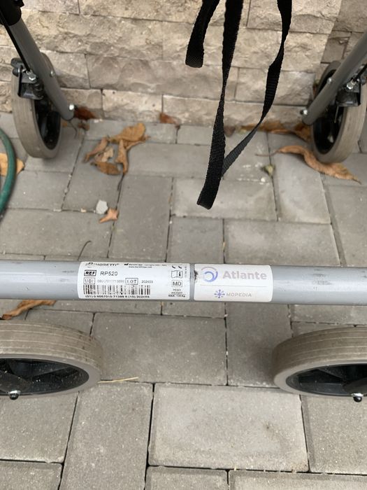 Cadru cu roti/cadru de umblat