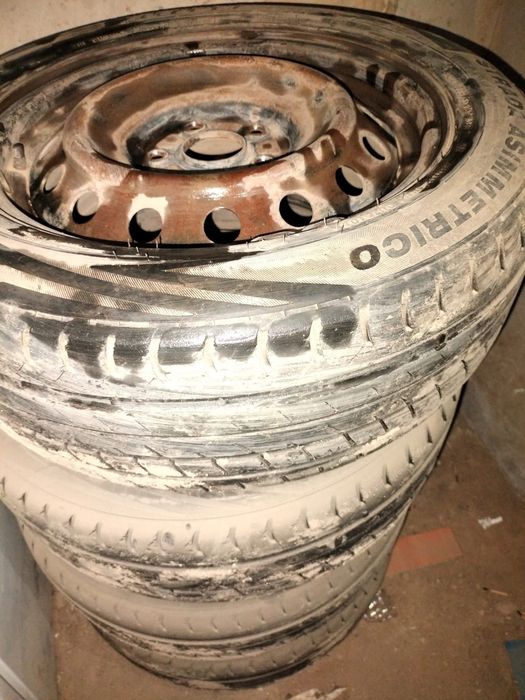 Шины 205/55/16 с дисками