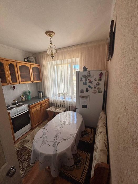 Продам 3хкомнатную квартиру в центре