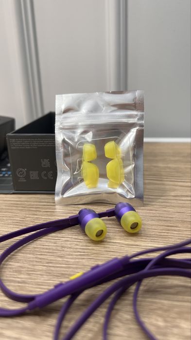 Срочно продается игровые наушники