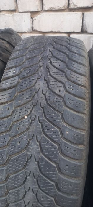Продам резину 215×65×16