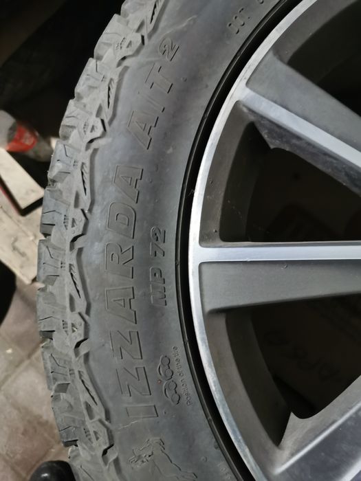 Шины летние R18 225/60