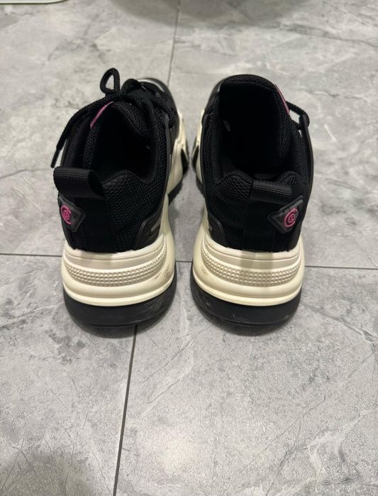 Кроссовки Braska