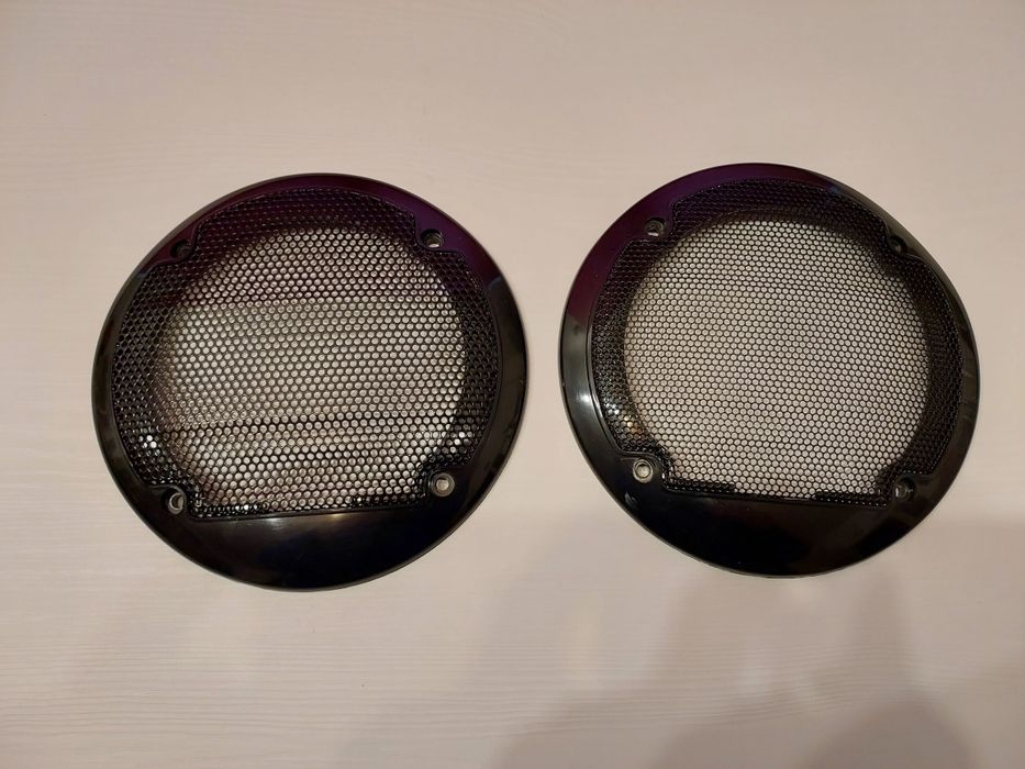 Difuzoare boxe 13 cm dual cone și site. Stare foarte bună.