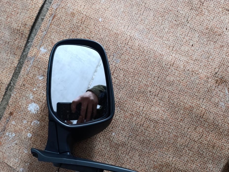 Ярис запчасти зеркало