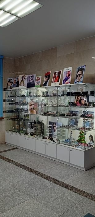 Витрины Продам!!!