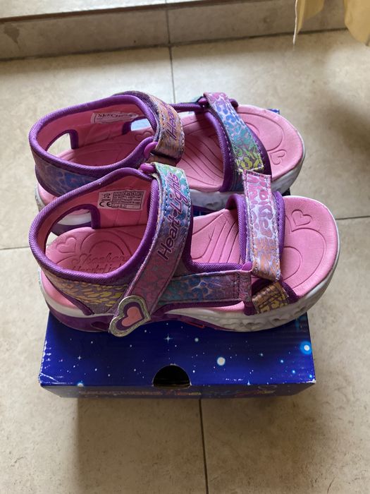 Сандали за момиче skechers