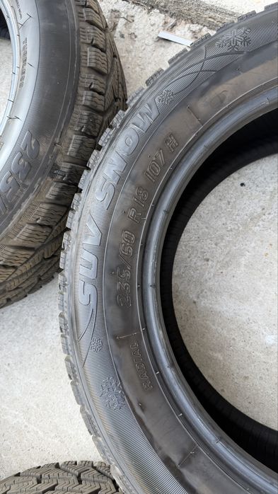 Anvelope  iarna riken 235 60 r18