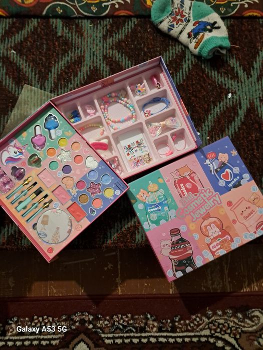 Косметика набор детские. Кызларымызга жаксы подарка