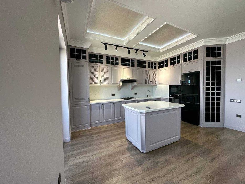 продается 3/9/10 новостройка ЖК Лабзак