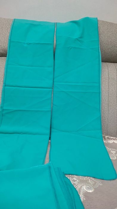 Отрезы  материи из гобелена