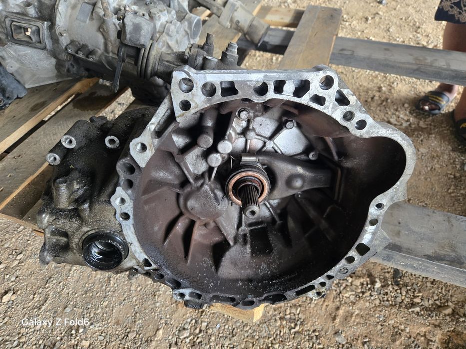 Скоростна кутия за Тойота Авенсис  Т25 1.8 бензин  2005/Toyota  Avensi