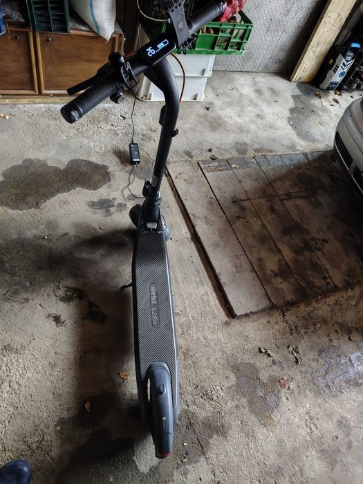 Trotineta ninebot 30 km/h