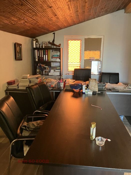 Къща в Добрич, област-с.Сенокос площ 350 цена 420000