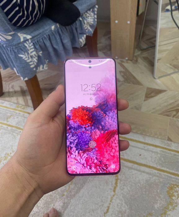 Samsung galaxy S20 8/128 гб