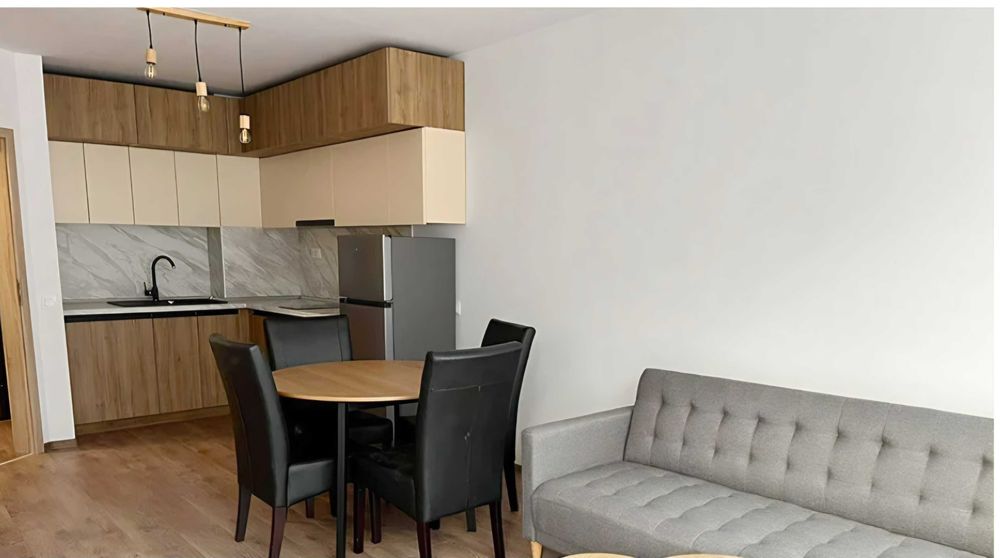 Отдавам под наем