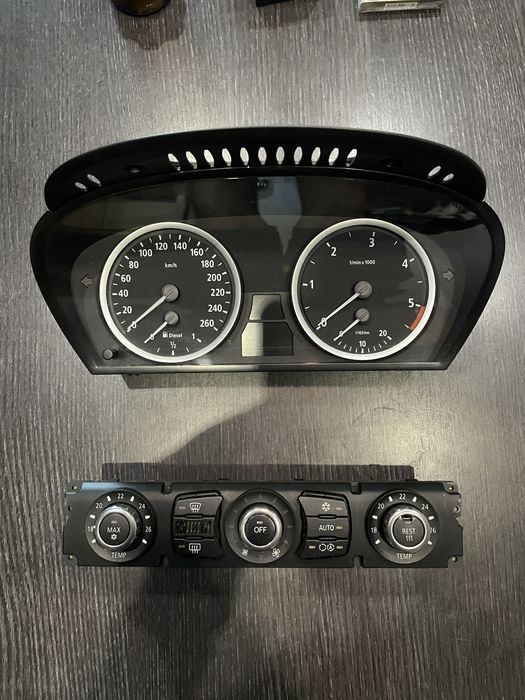 Километраж и климатроник BMW E60