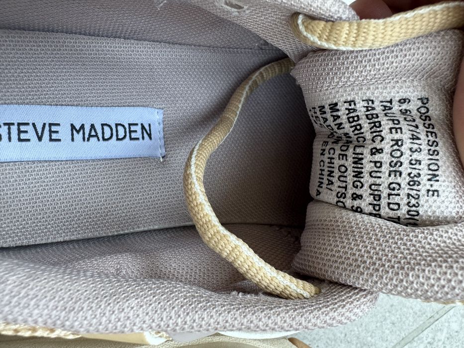 Tenesi Steve Madden