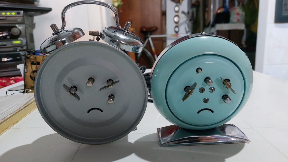 ceas de masă Diamond  și JH China