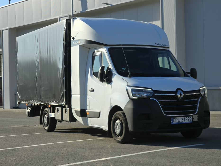 Renault Master 8 Europaleti TwinCab 2021